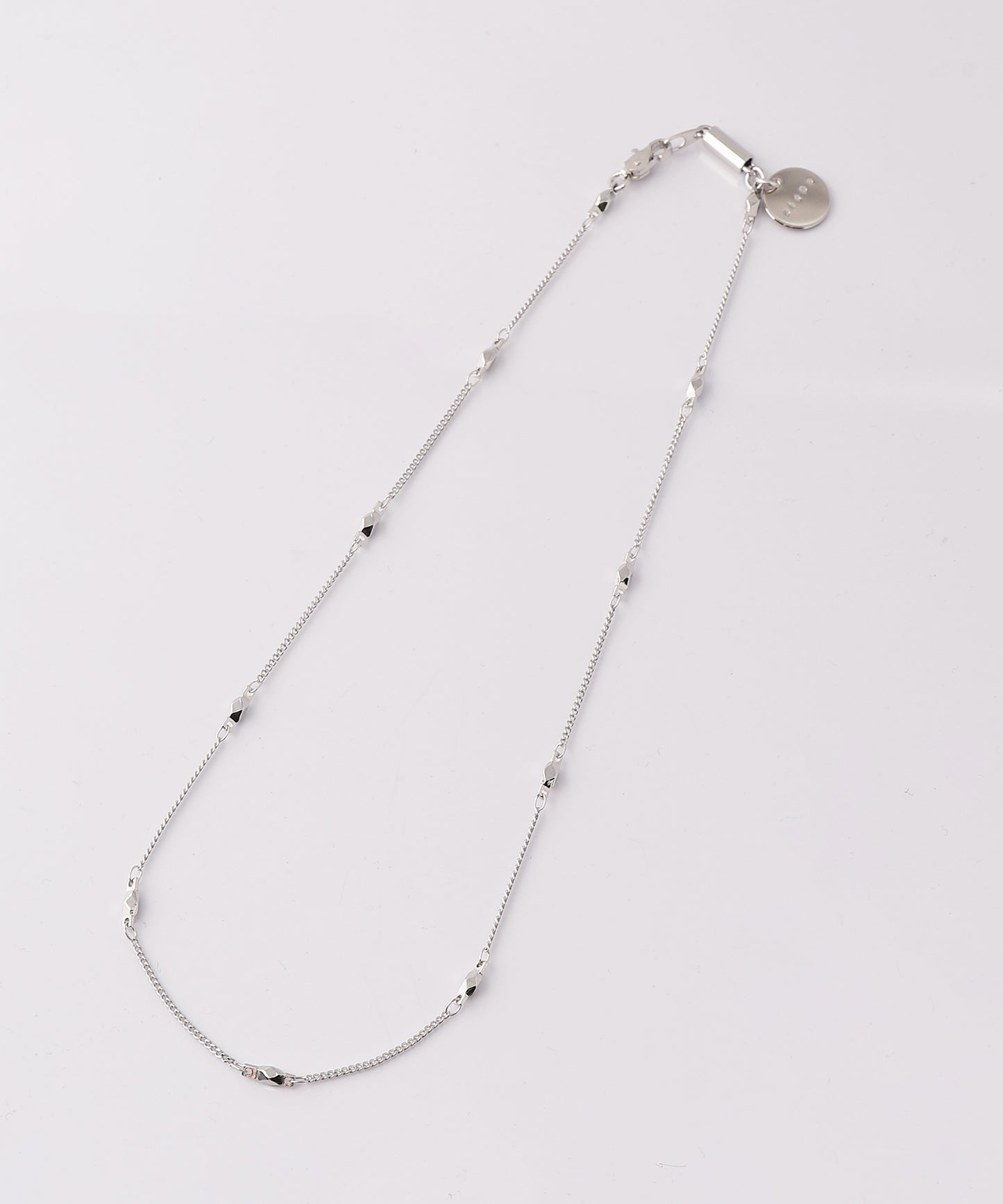 SHORT NECKLACE