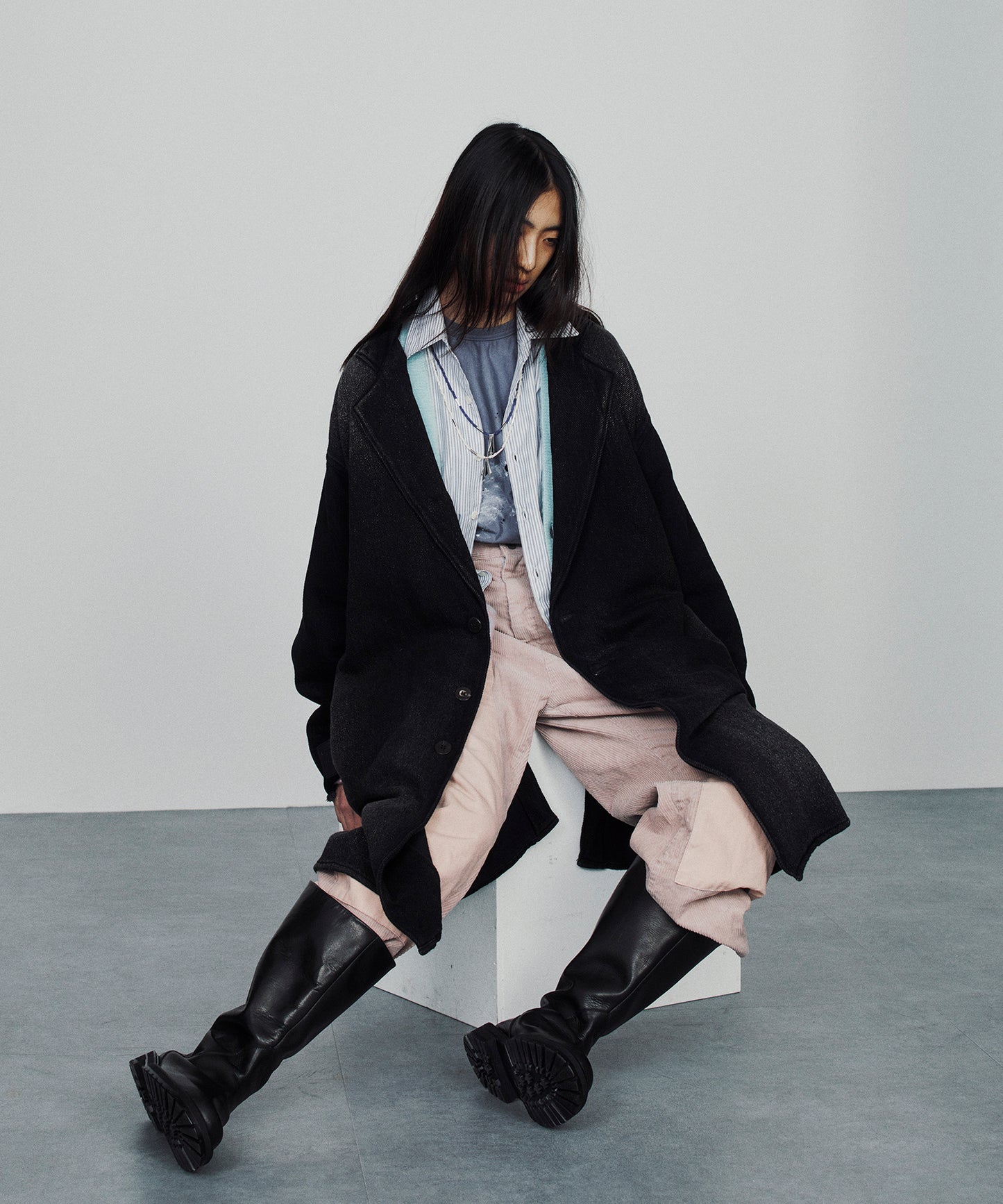 WIDE W KNEE DUCK PANTS