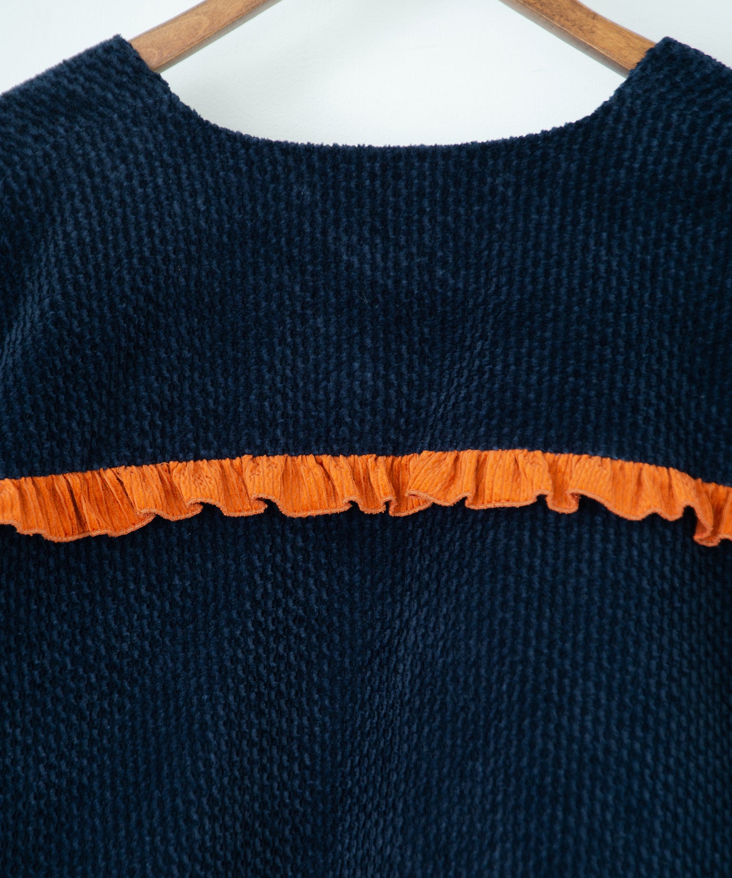 handwork frilled collarless jacket 【納期8月下旬】