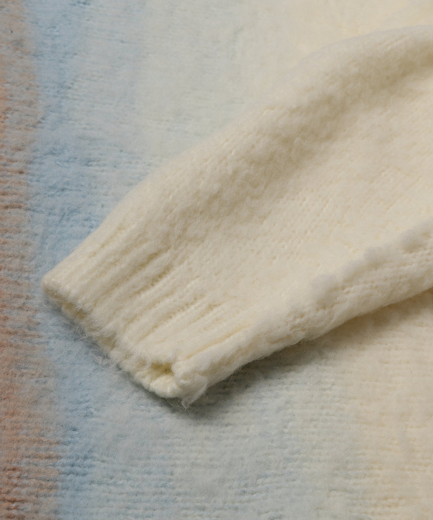 GRADATION KNIT