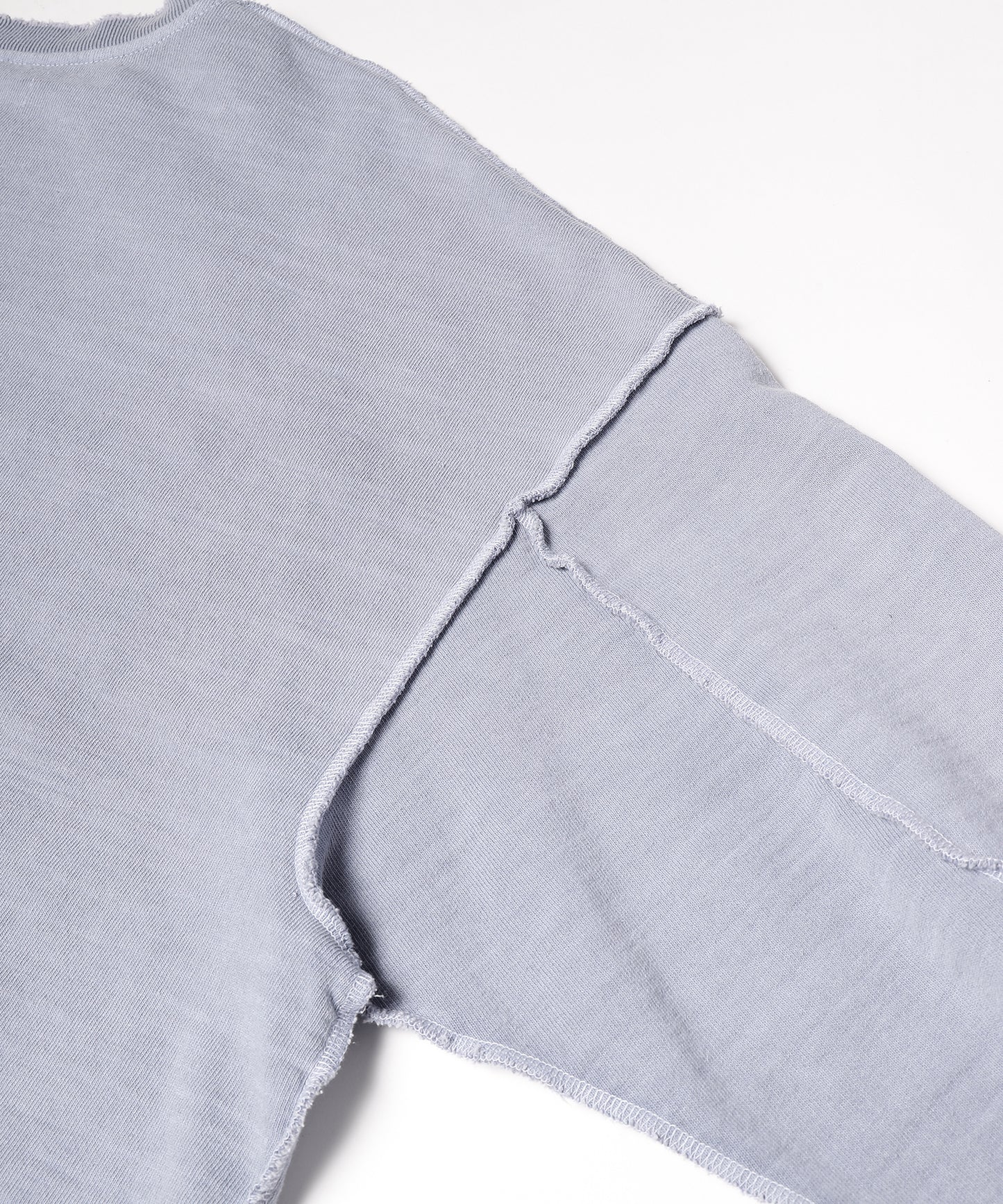 DAMAGE ZIP OVER SWEAT CREW