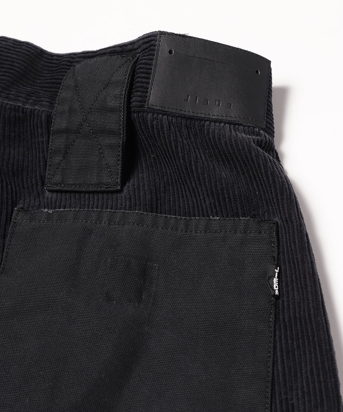 WIDE W KNEE DUCK PANTS