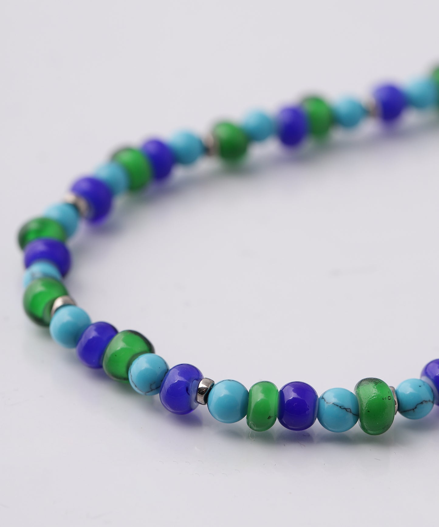 SWITCHING BEADS NECKLACE
