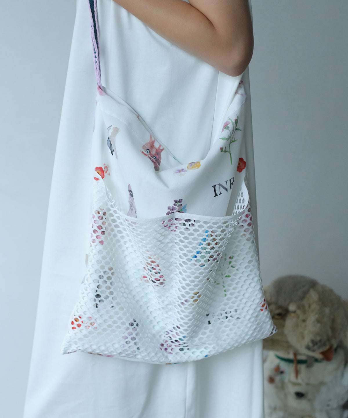 NOSTALGIC SHOULDER BAG