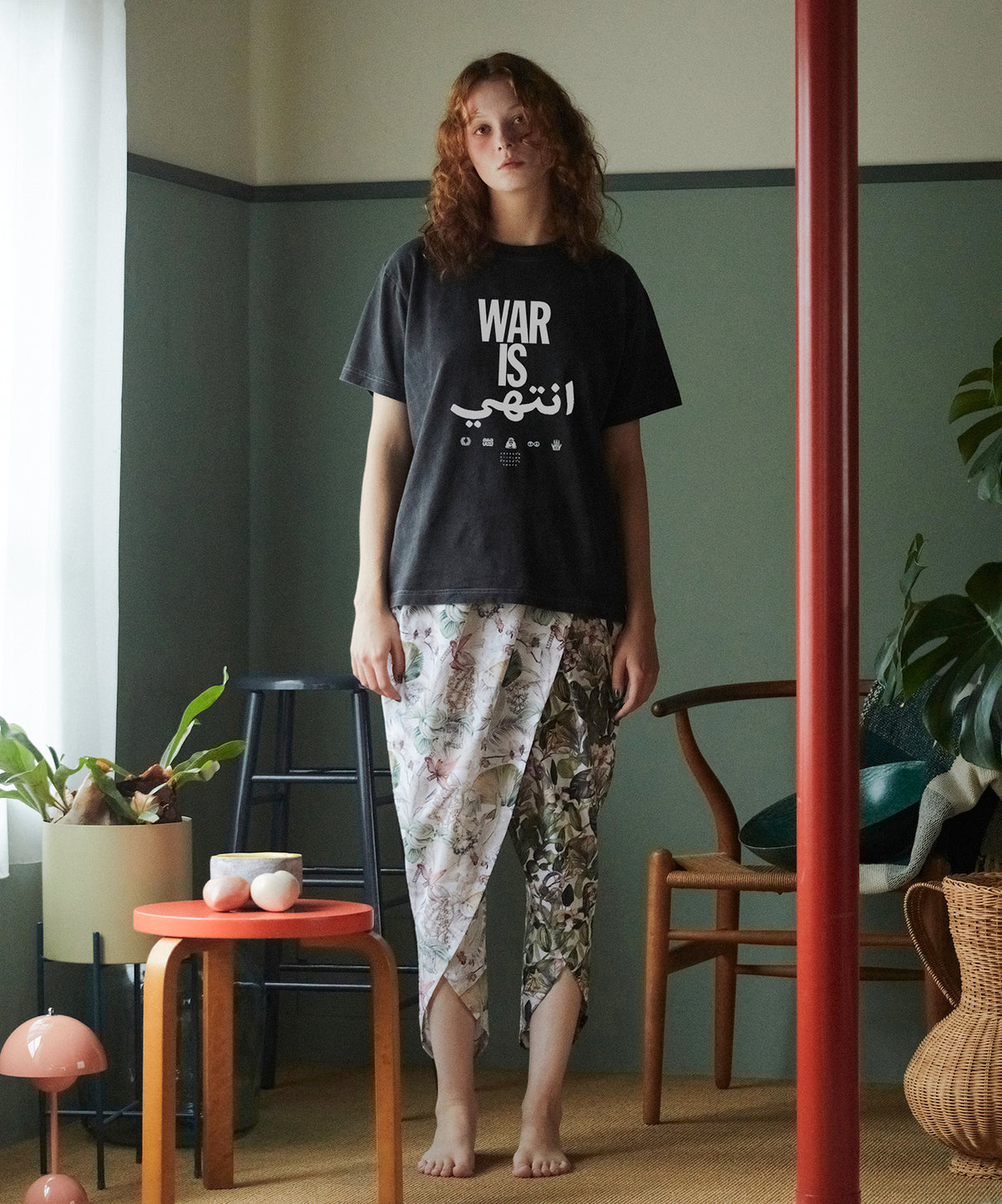 PIGMENT-DYED TEE（WAR IS OVER）