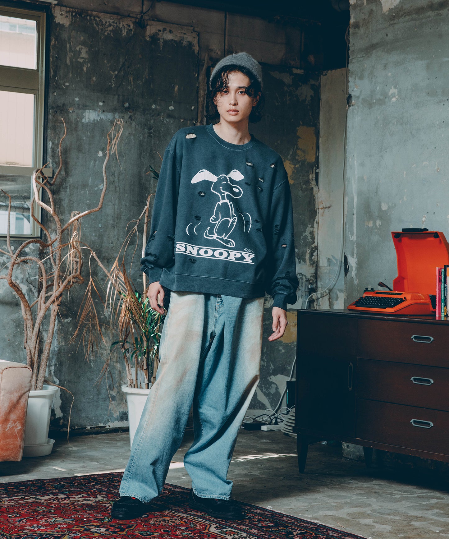 OVER RAP DENIM PANTS