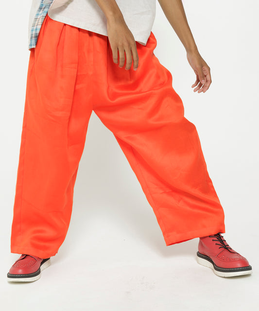 TRIPLE TUCK LINEN PANTS