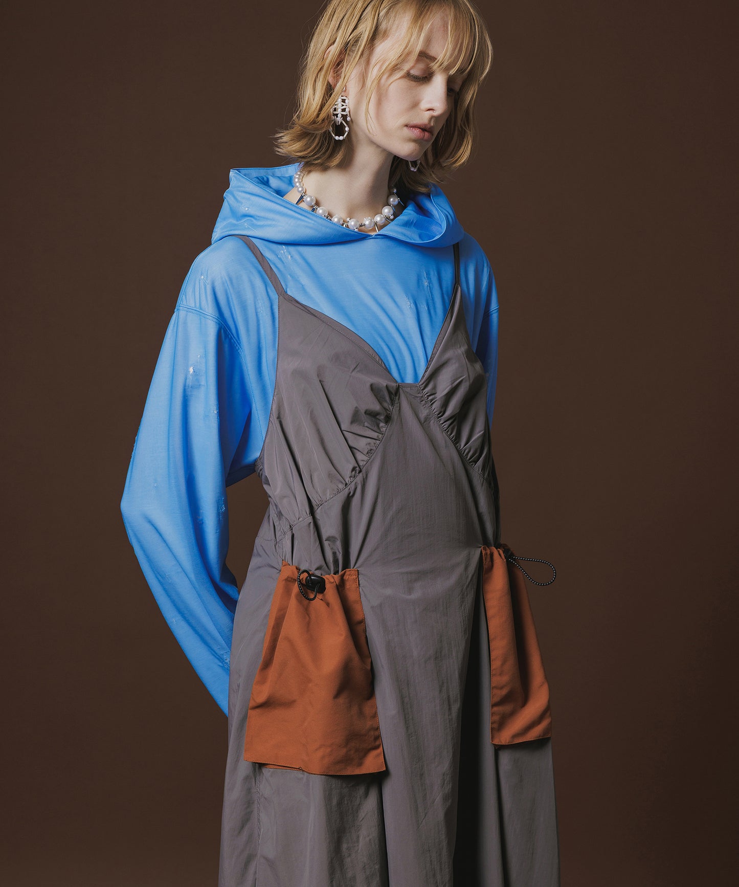 LACE GIMMICK ONE-PIECE