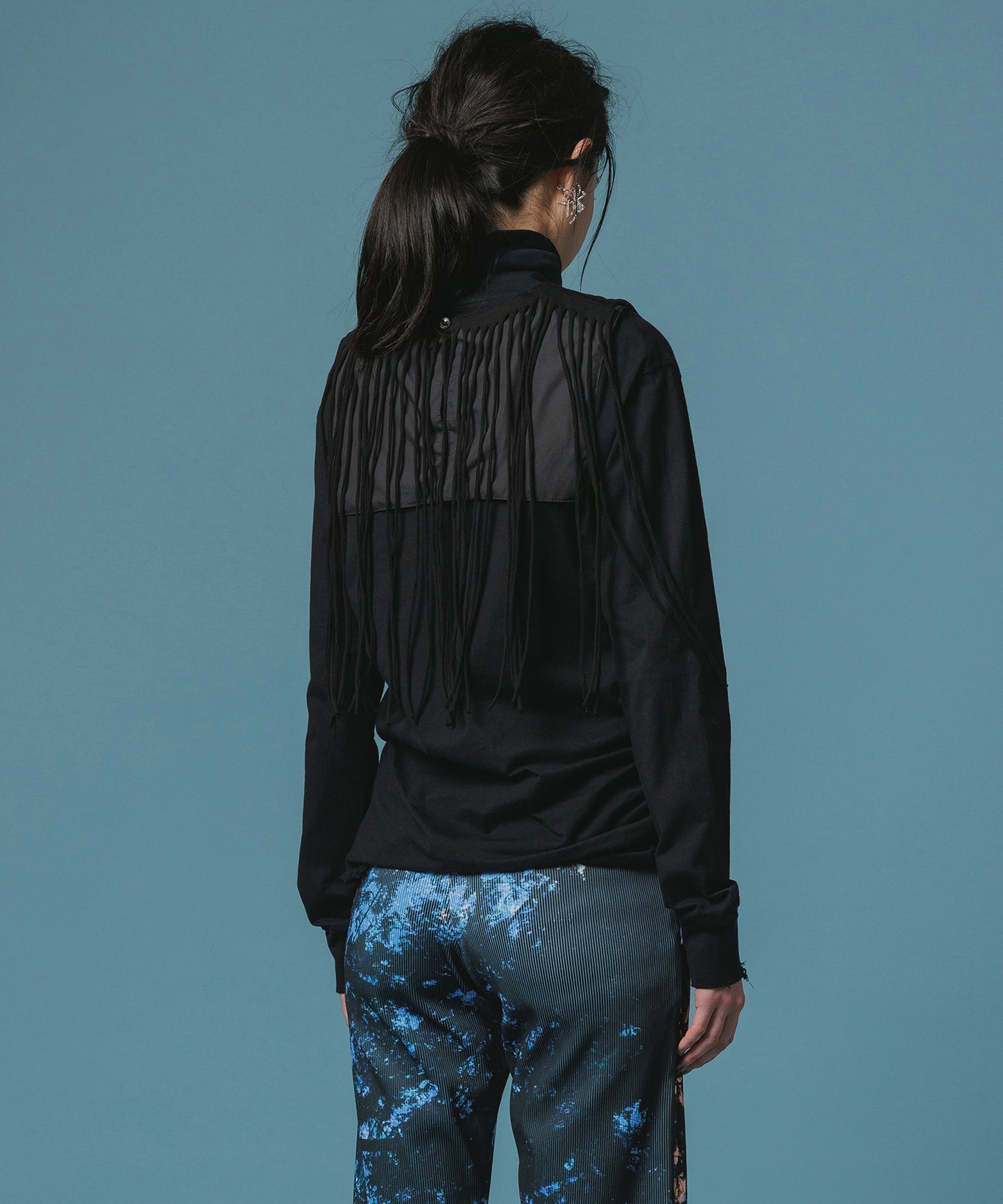 FRINGE COLLAR