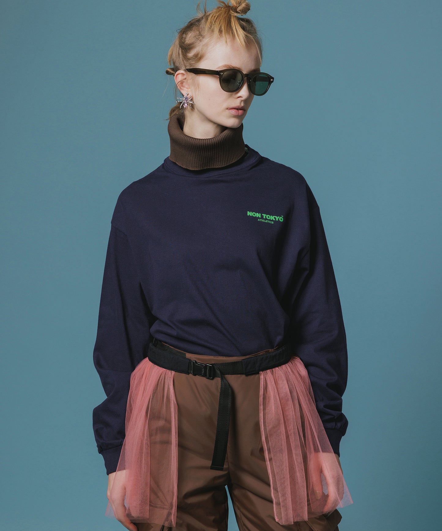 HIGH-NECK L/S T-SHIRT
