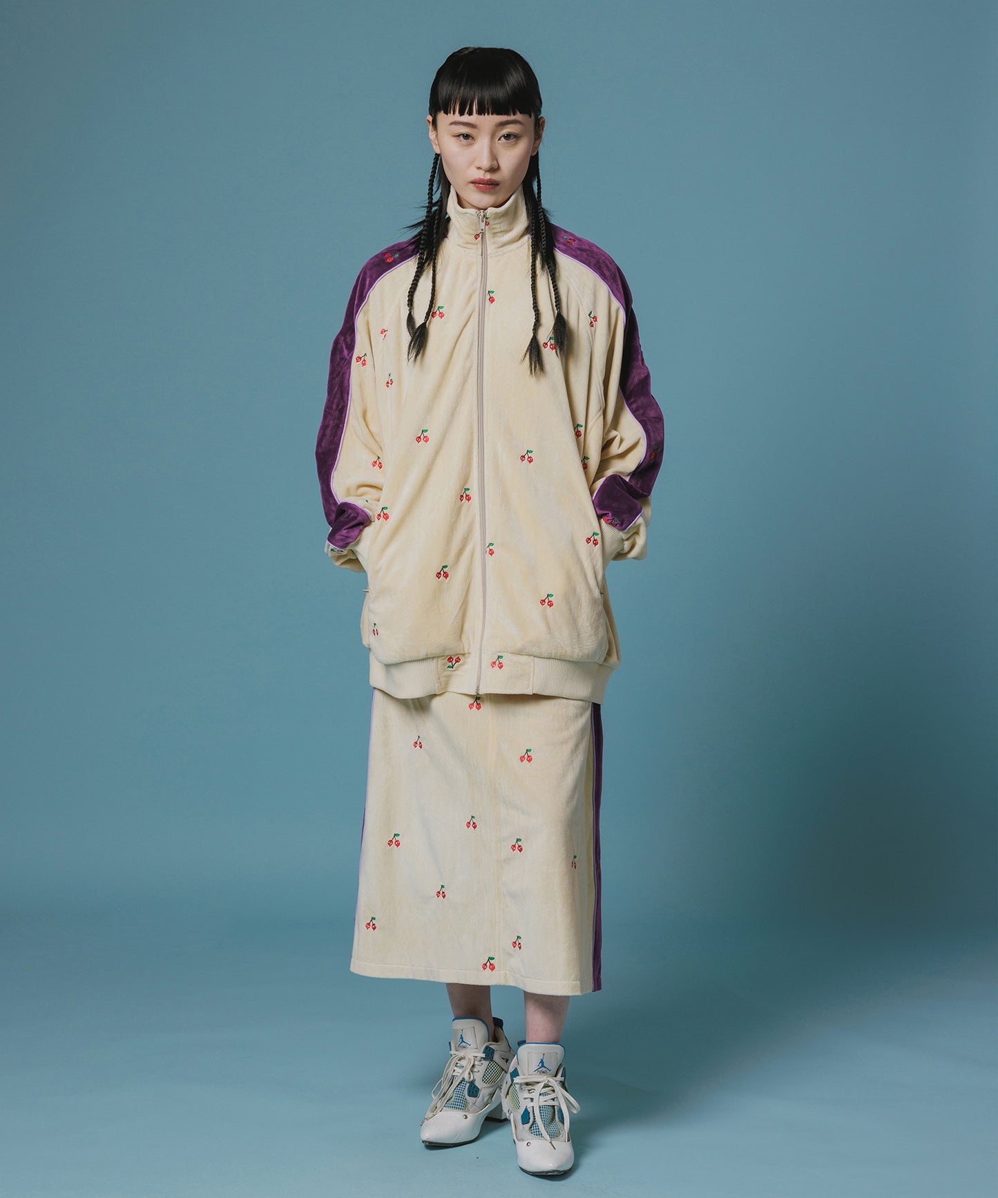 EMBROIDERY VELOUR TRACK JKT