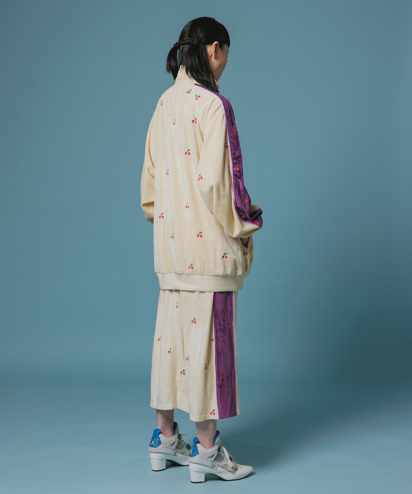 EMBROIDERY VELOUR TRACK JKT