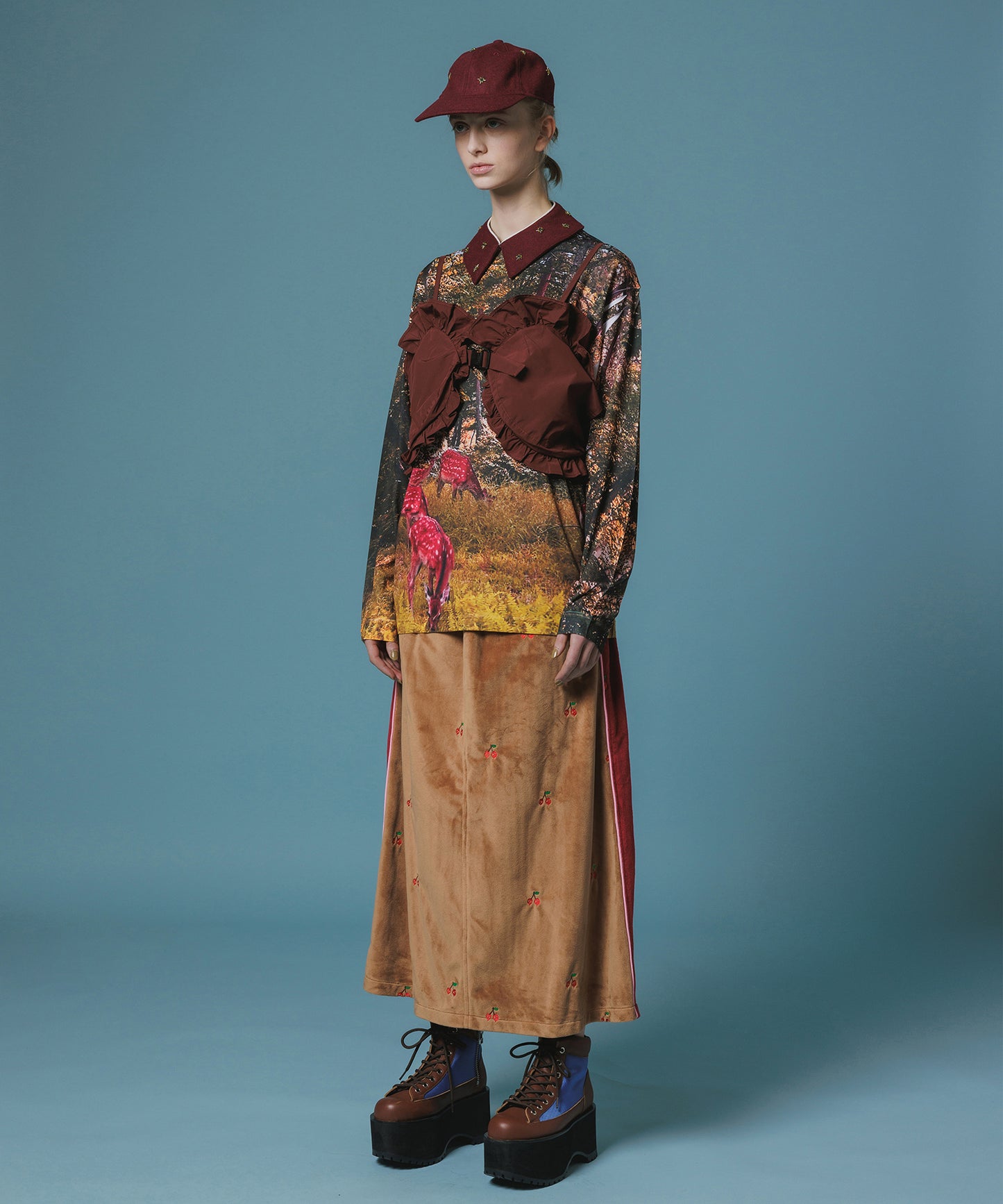 EMBROIDERY VELOUR TRACK SKIRT