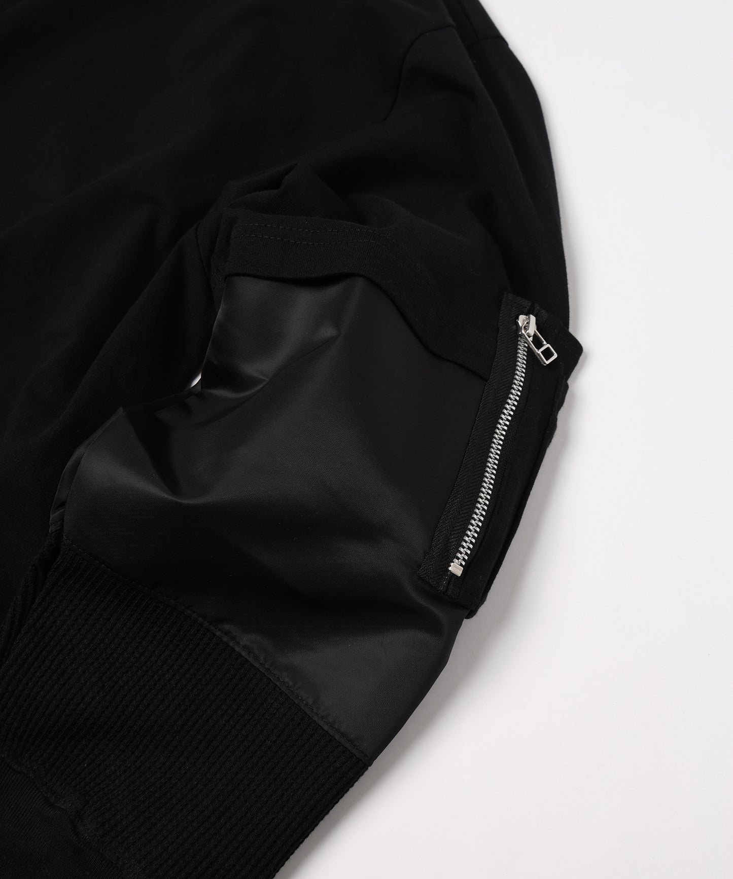 SWITCH SLEEVE CUTSEWN