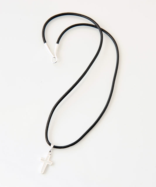 CROSS LEATHER CHOKER