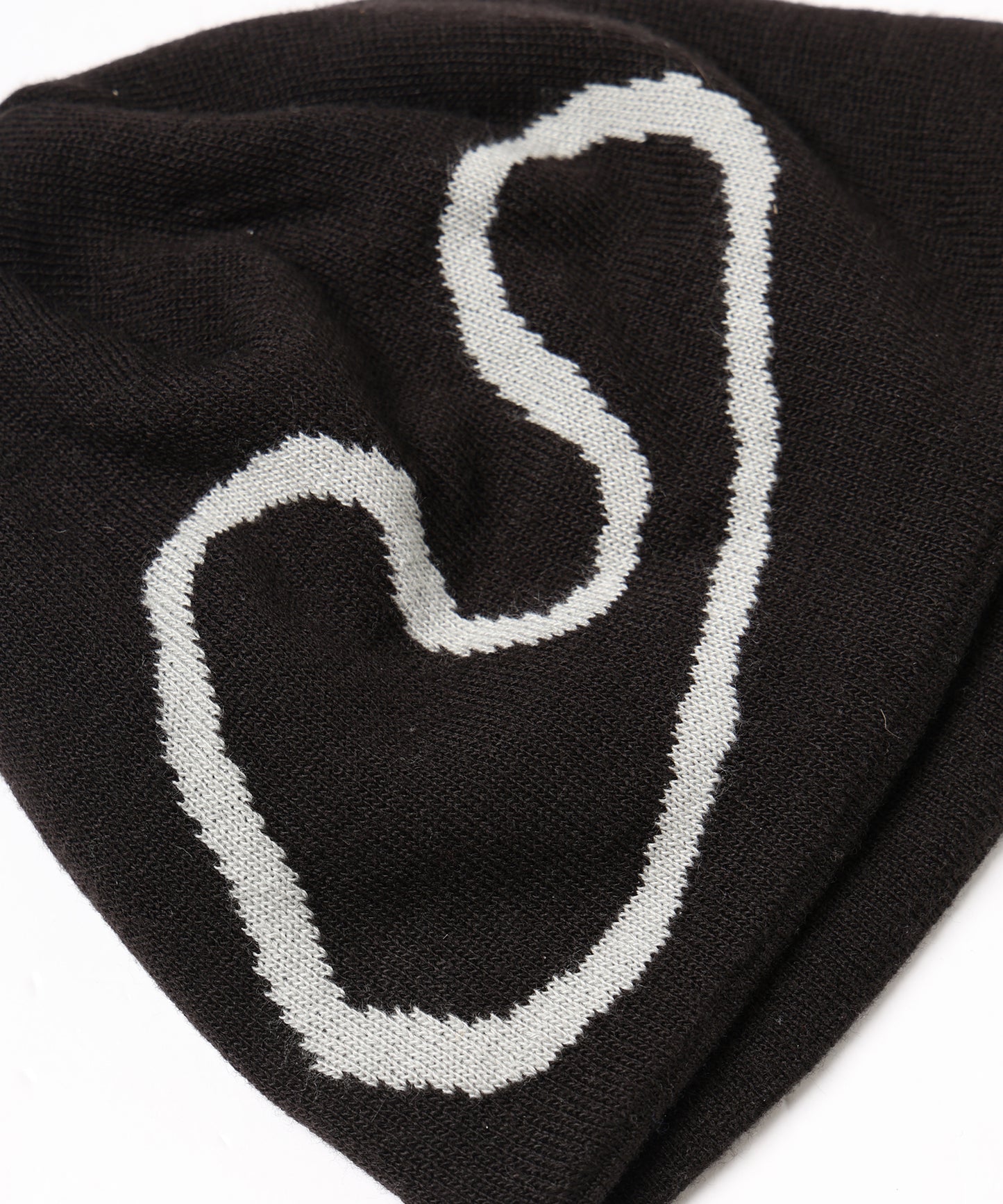 J LOGO KNIT CAP