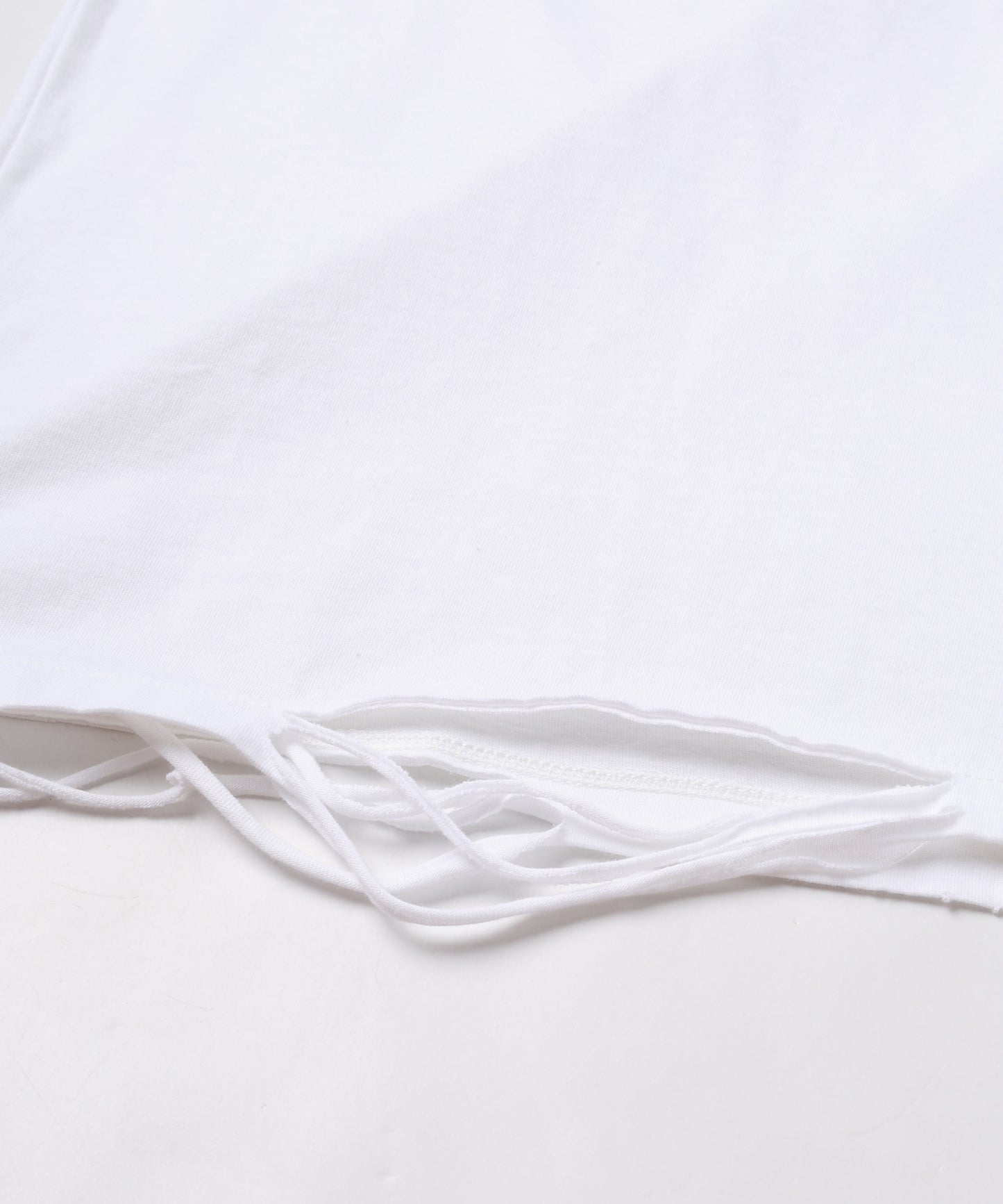 HALF LENGTH LONG SLEEVE TEE