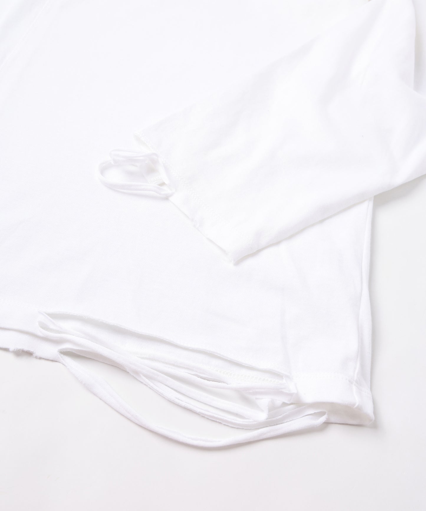 HALF LENGTH LONG SLEEVE TEE