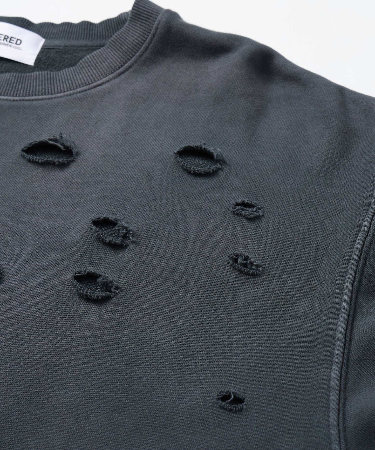 PEANUTSxDISCOVERED DAMAGE PIGMENT DYED SWEAT