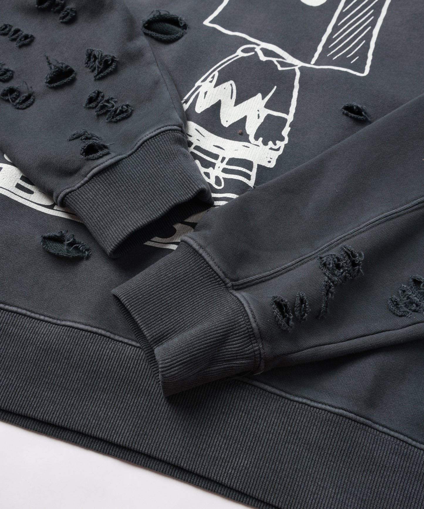 PEANUTSxDISCOVERED DAMAGE PIGMENT DYED SWEAT