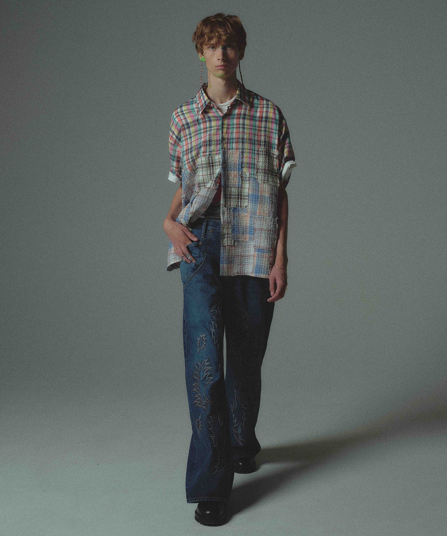 EMBROIDERY DENIM PANTS