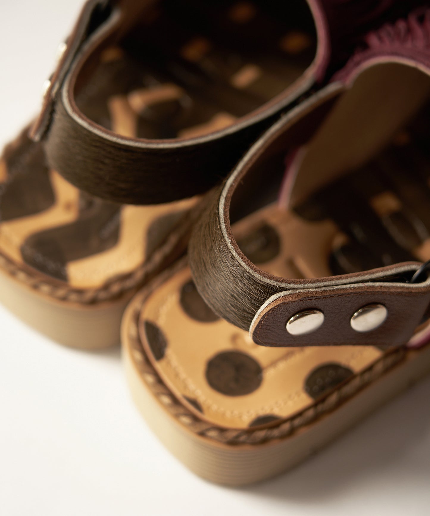 あなたのくせっ毛サンダル_Khaki×Beige sole