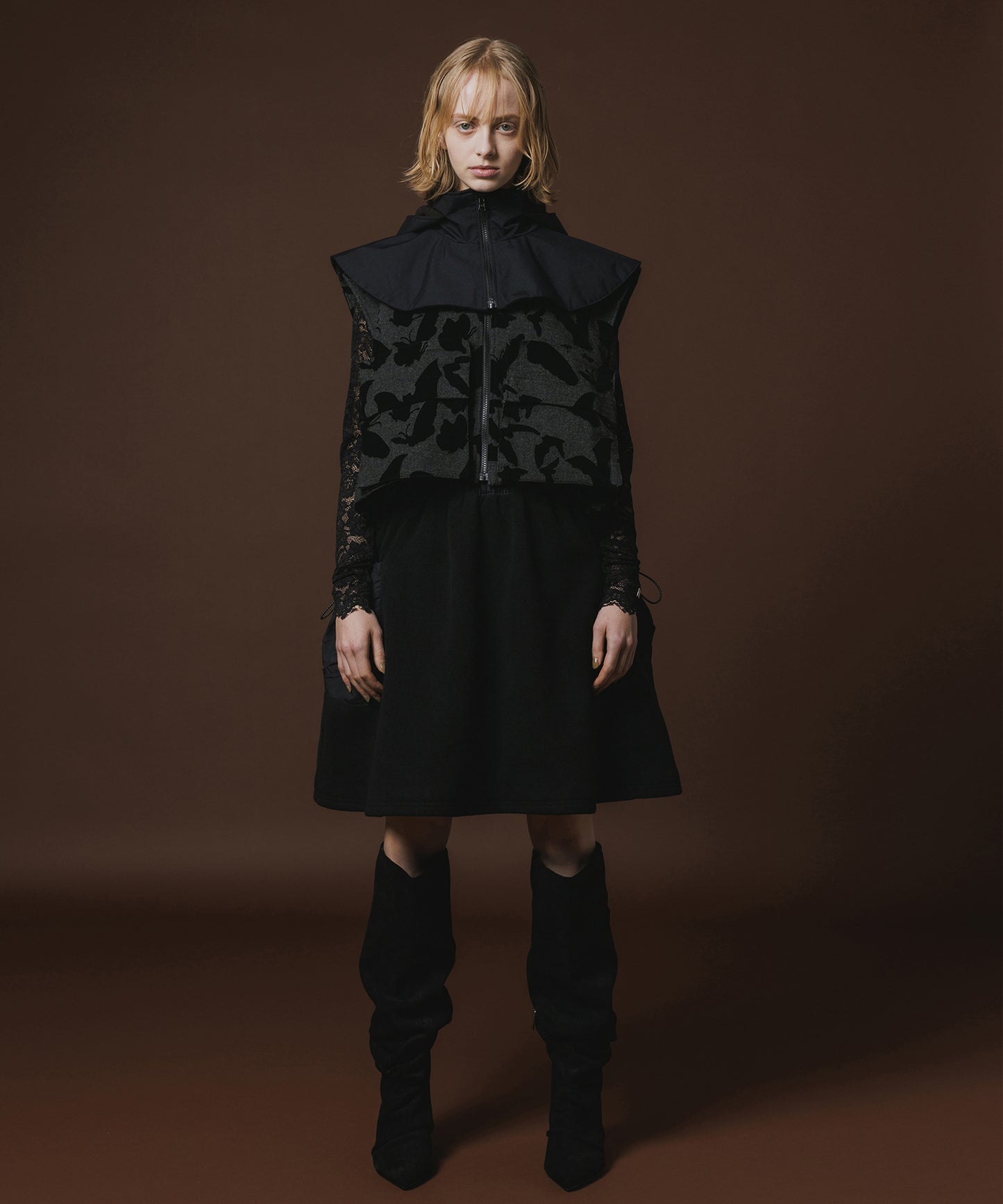 BACK PLEATS FLOCKY VEST