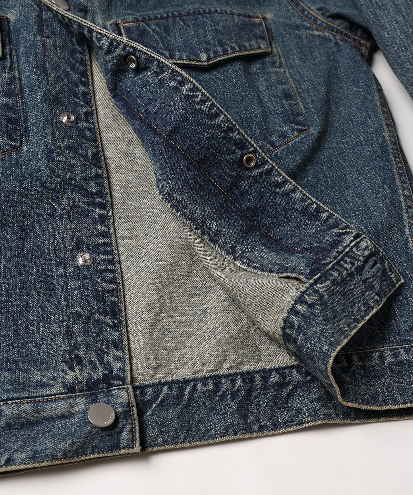 USED DENIM JACKET