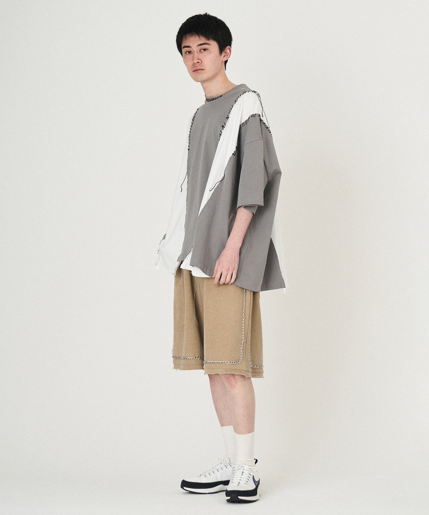 PLEASURES x DISCOVERED DOCKING WIDE TEE