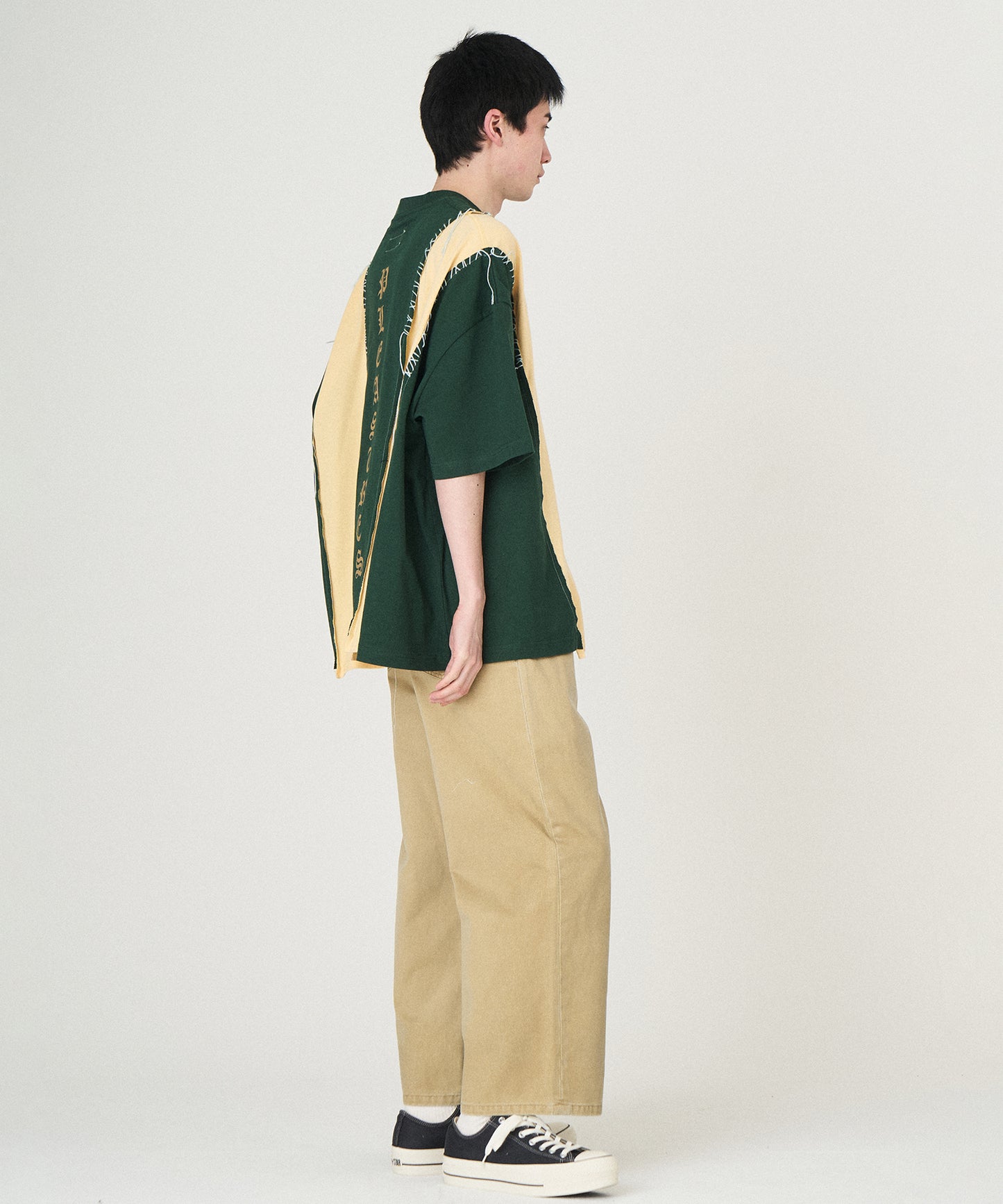 PLEASURES x DISCOVERED DOCKING WIDE TEE