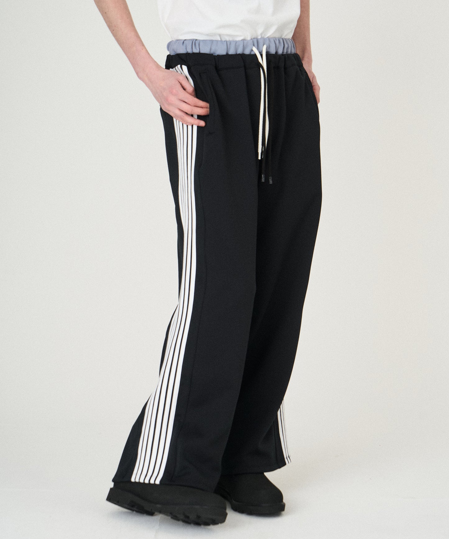 LINE CHINA PANTS