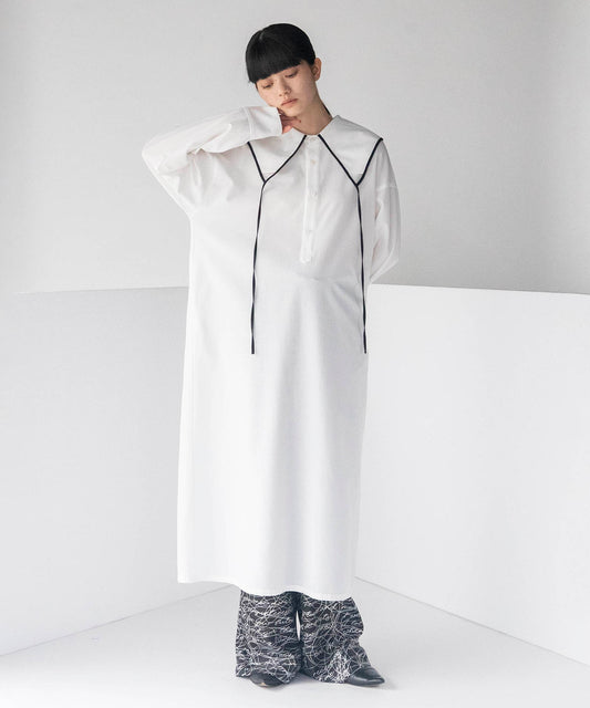 NEGATIVE SPACE COLLAR DRESS 【納期5月下旬】