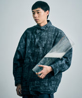 チャコールグレー