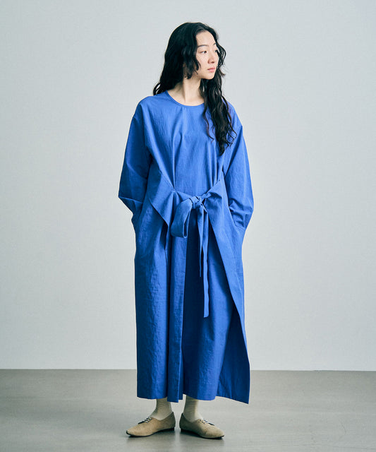 エプロンワンピース