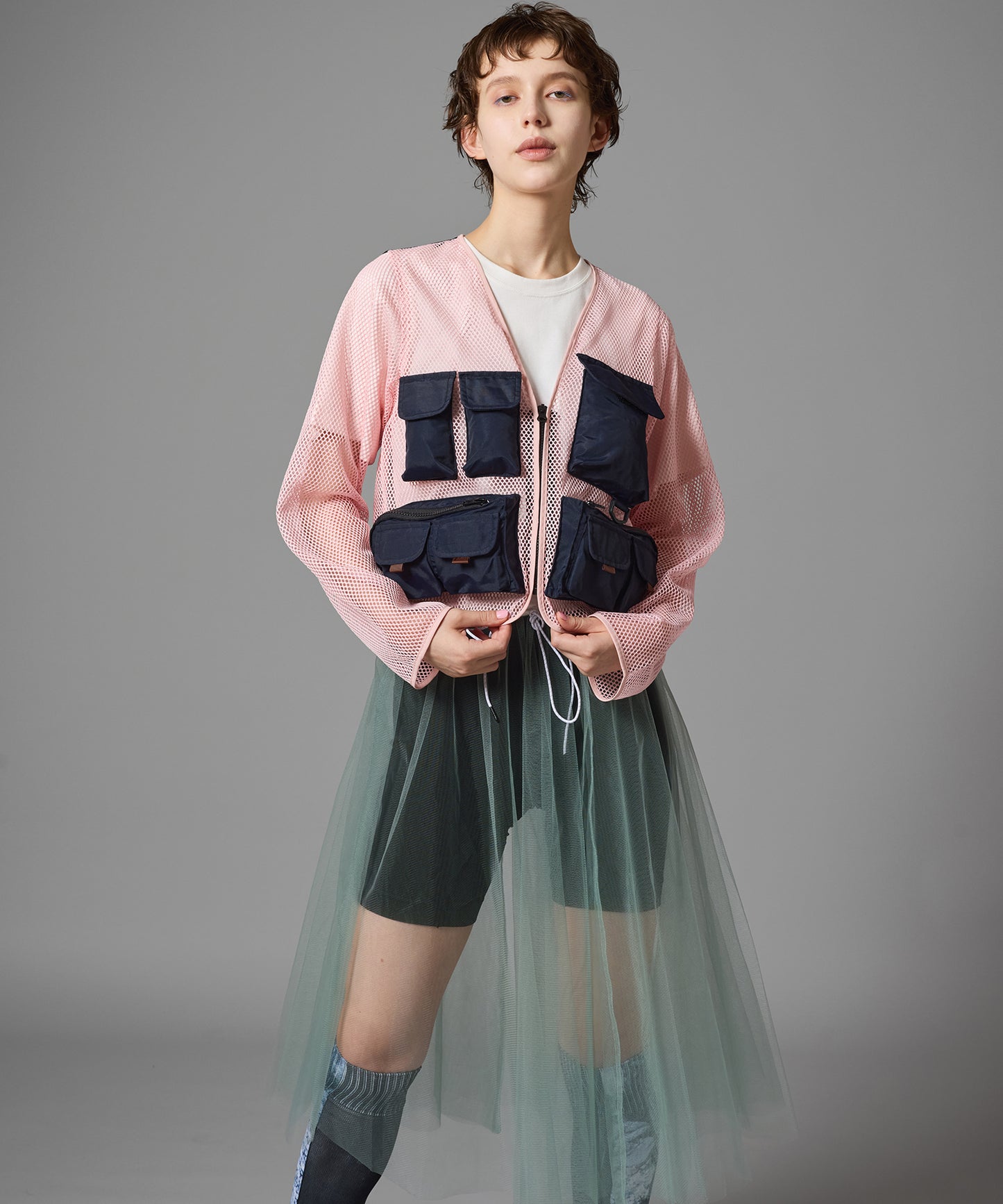 MULTI POCKET MESH JACKET