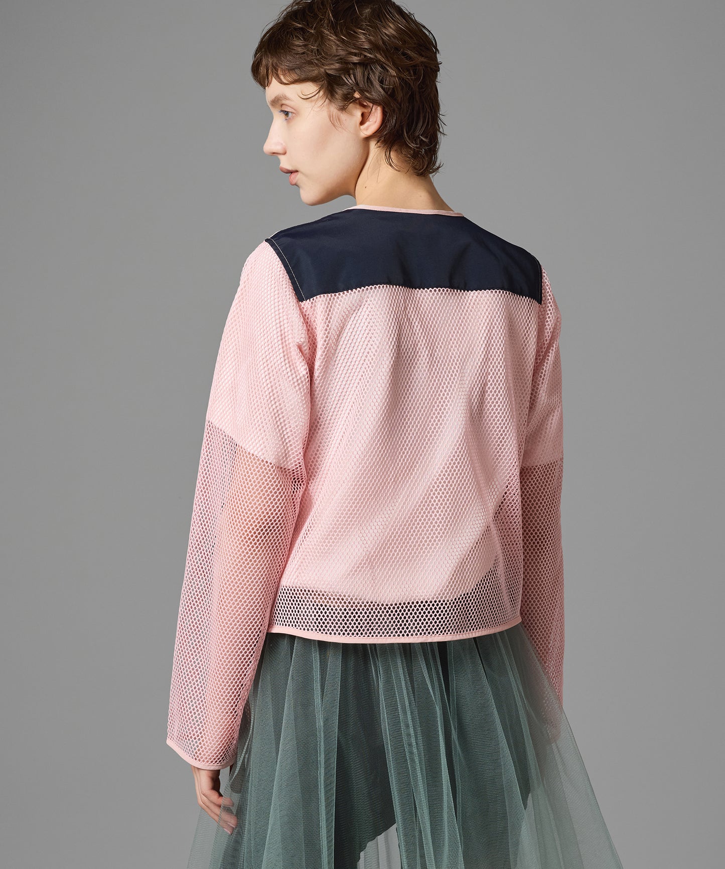 MULTI POCKET MESH JACKET