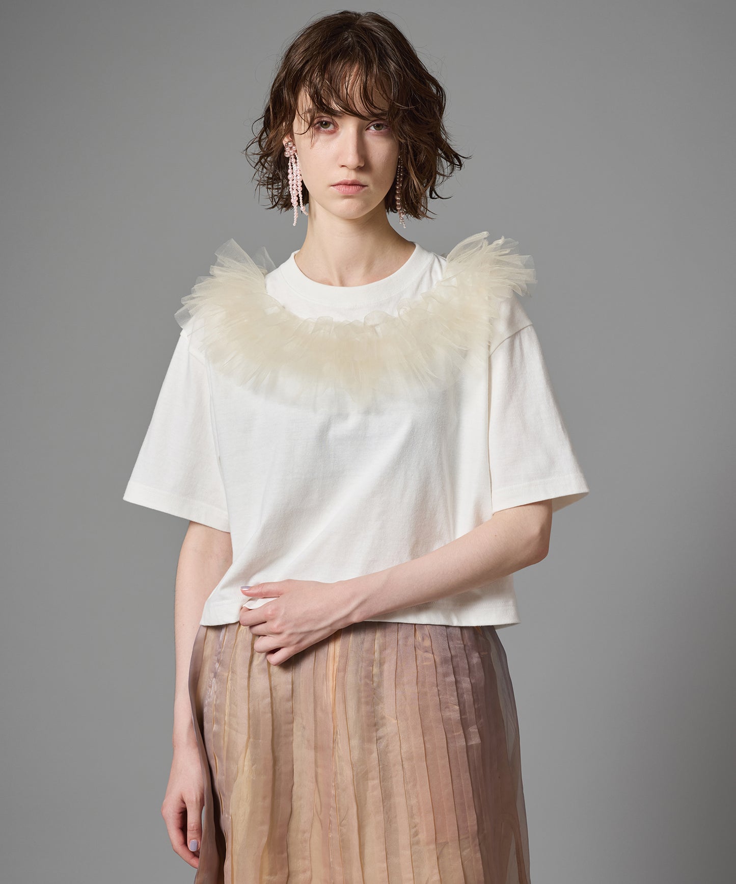 FRILL TULLE COLLAR T-SHIRT