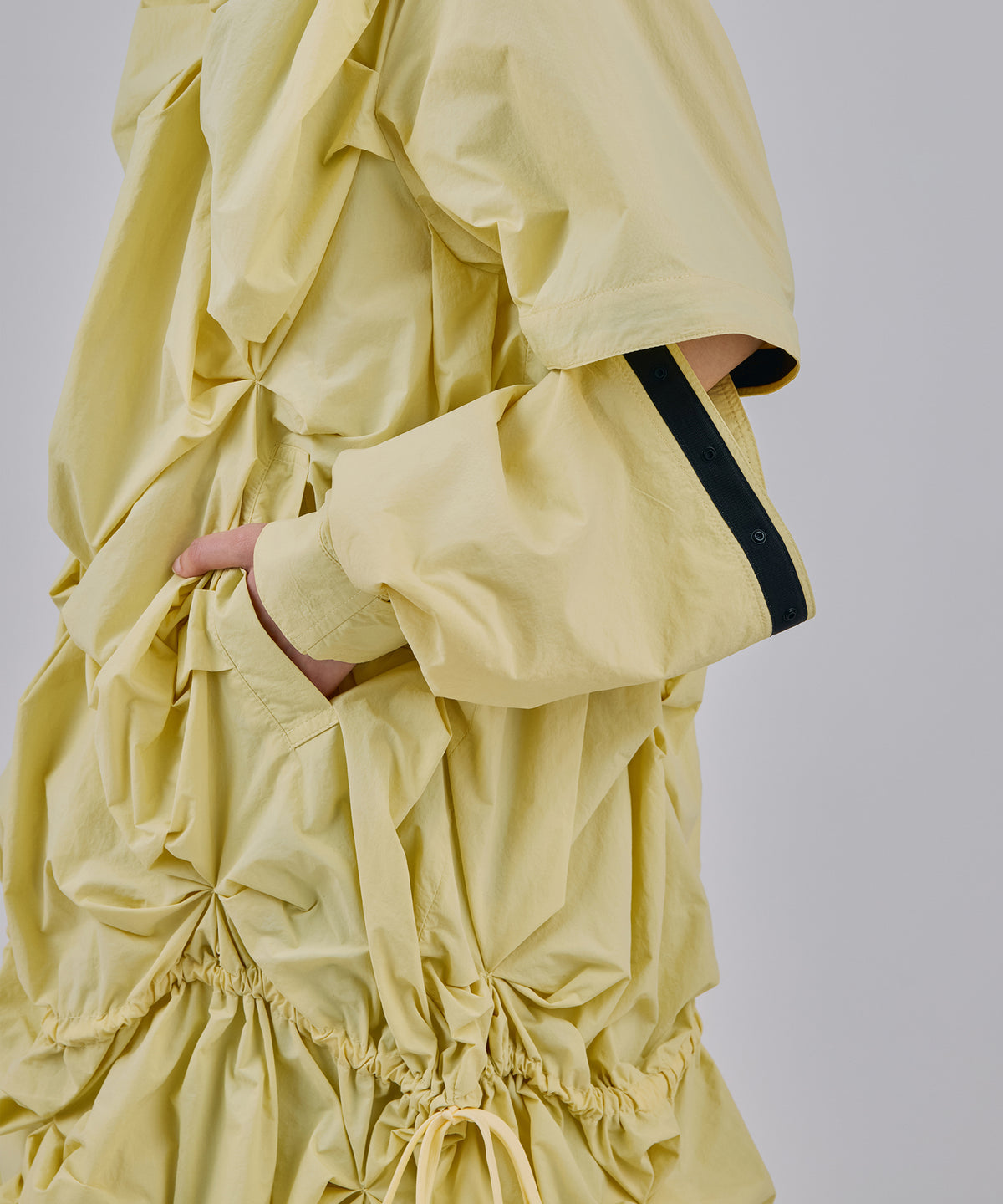 2WAY FLOWER SMOCKING ANORAK