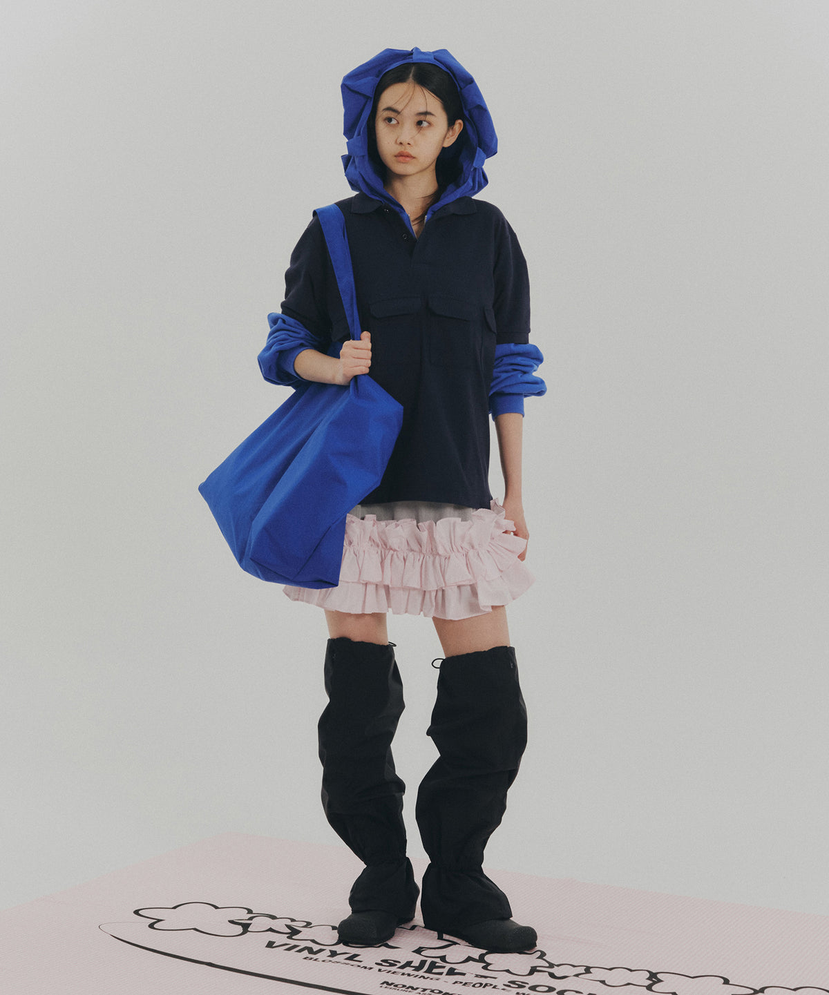 FLOWER SMOCKING HOODIE