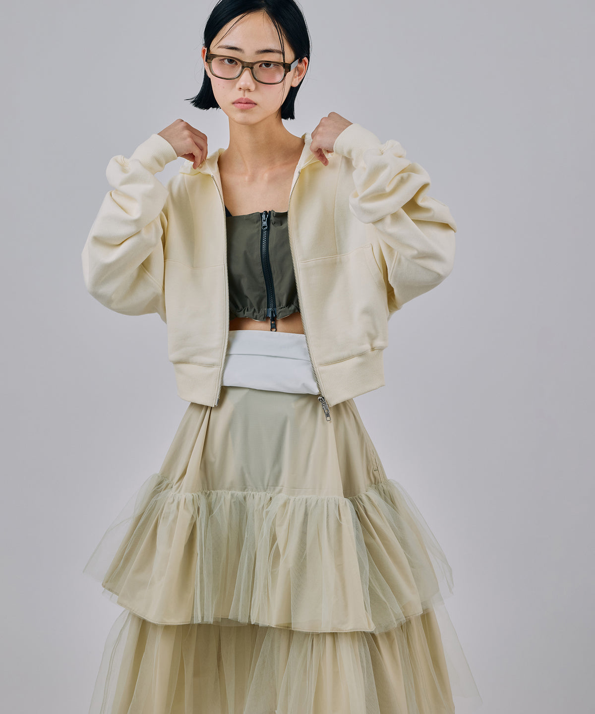 FLOWER SMOCKING HOODIE