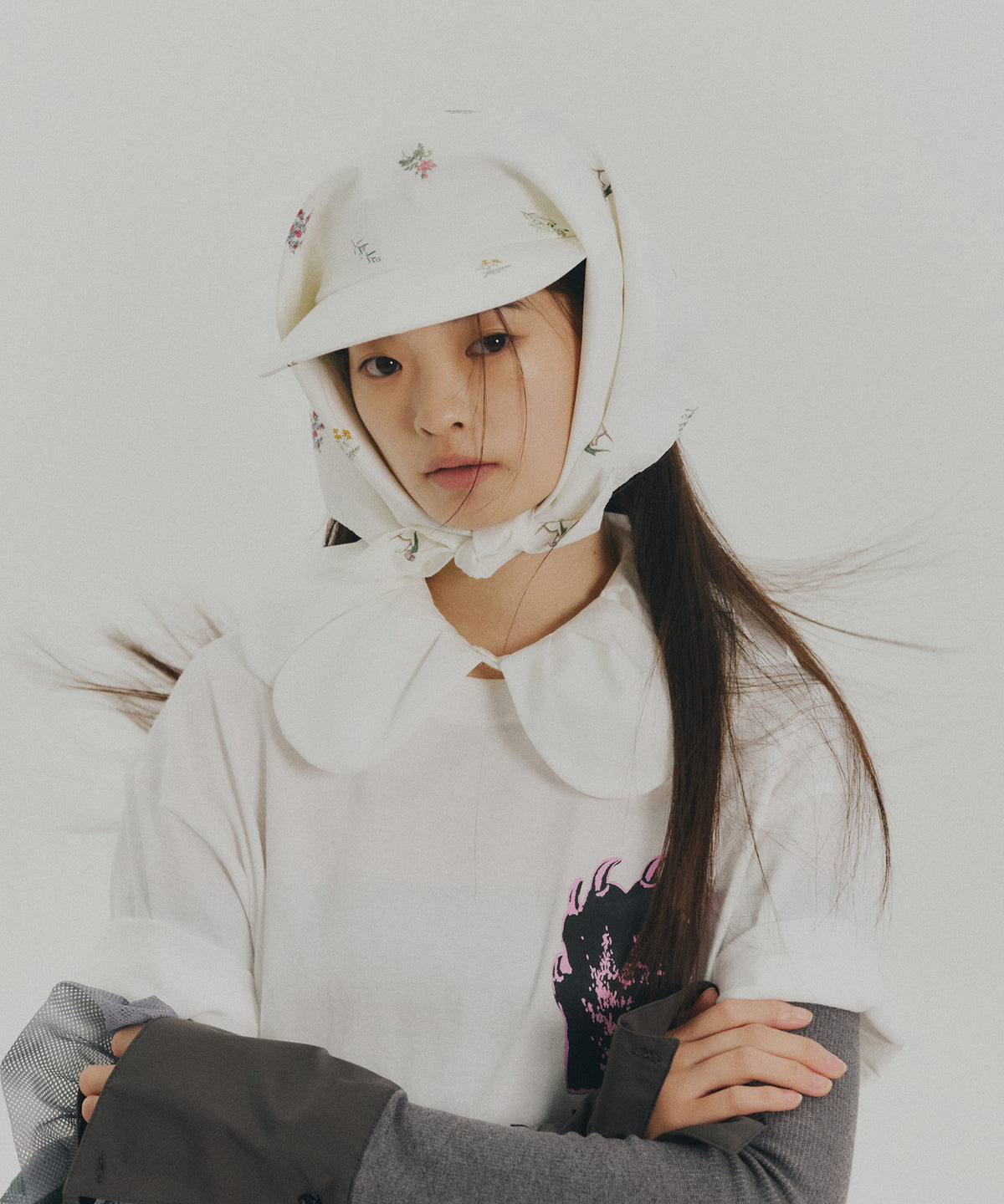 PETAL COLLAR