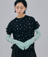 ブラック