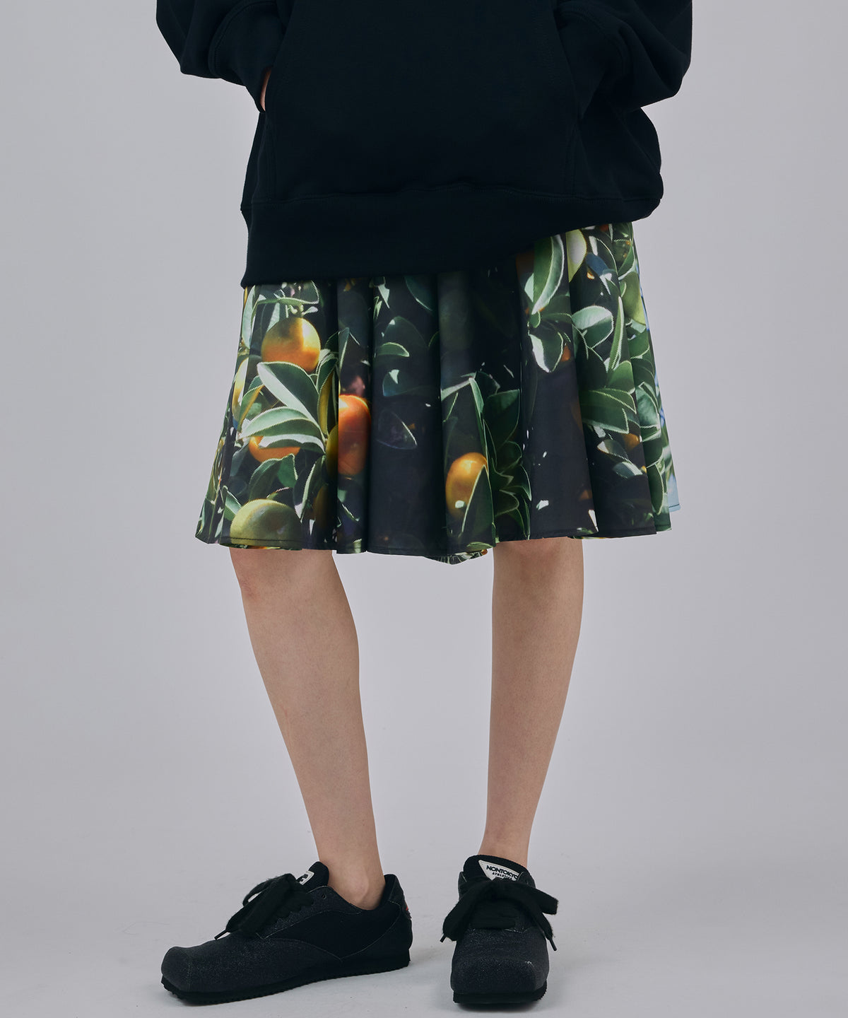 PRINT RIBBON SHORTS