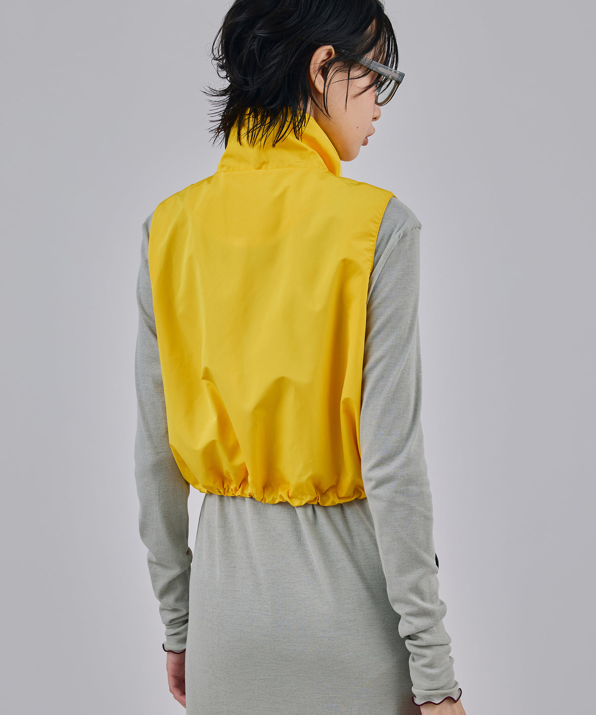 LAMINATED TAFFETA SHORT VEST