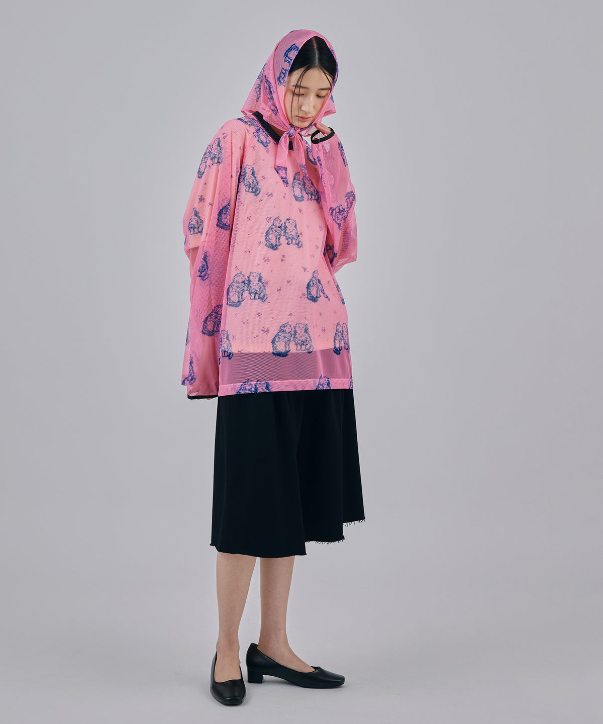 PRINT MESH PULLOVER & SCARF