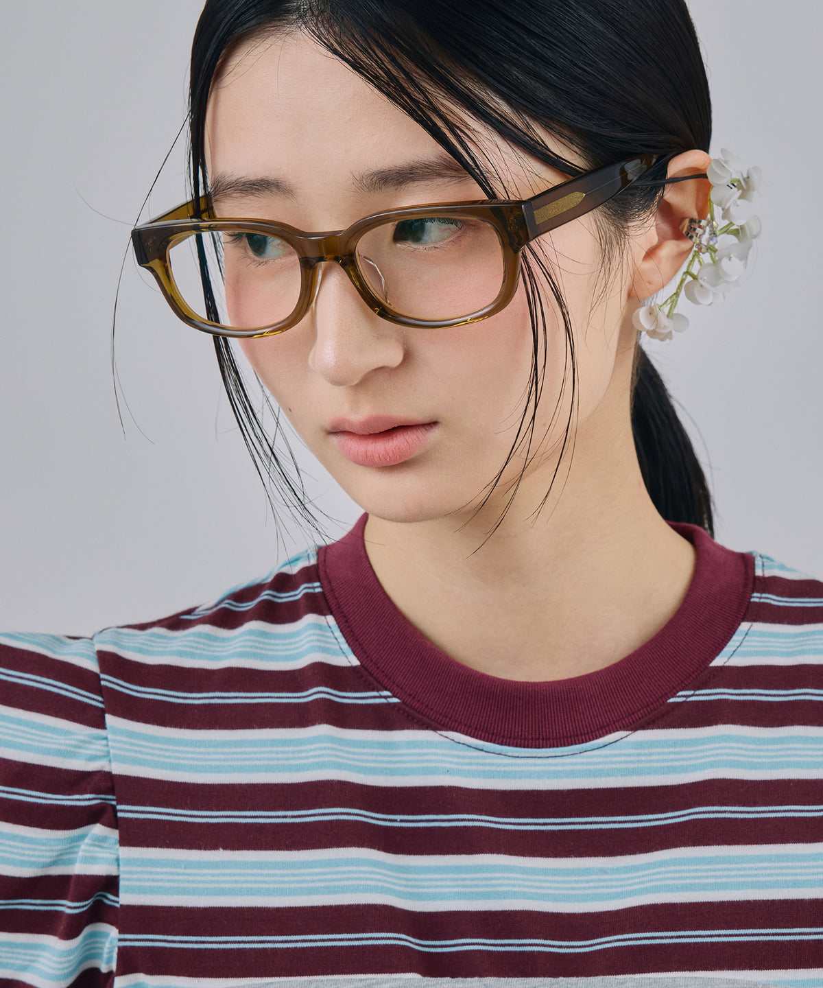 PHOTOCHROMIC LENS SQUARE SUNGLASS