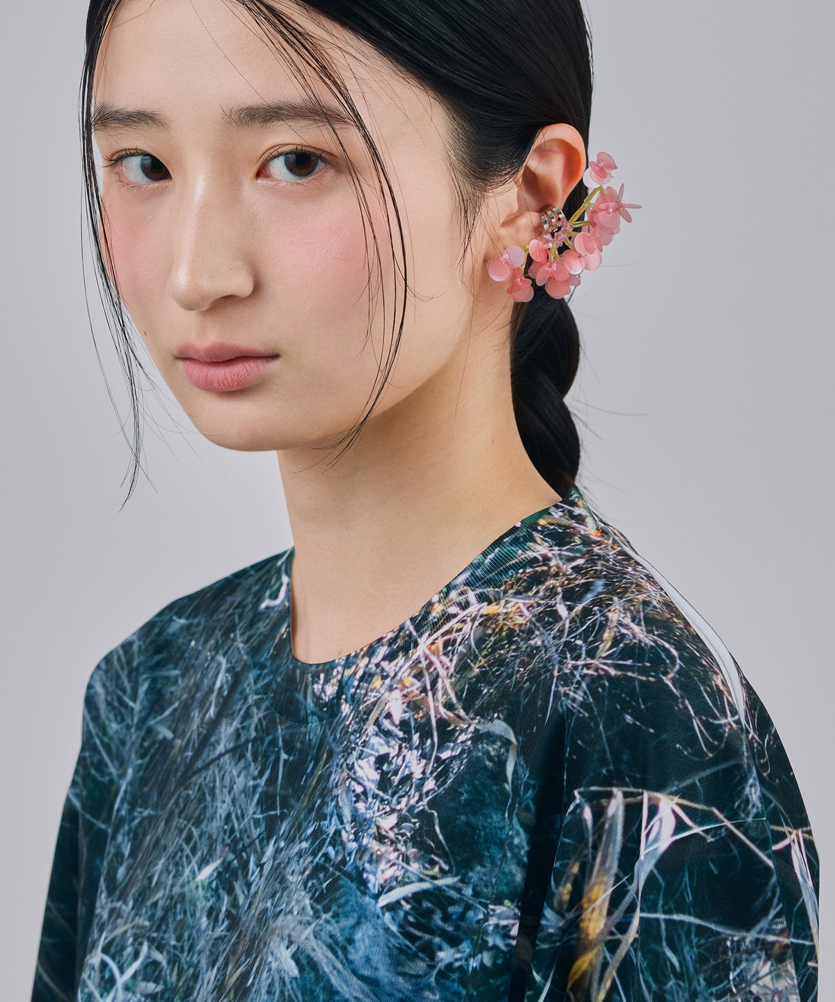 BLOOMING EAR CUFF