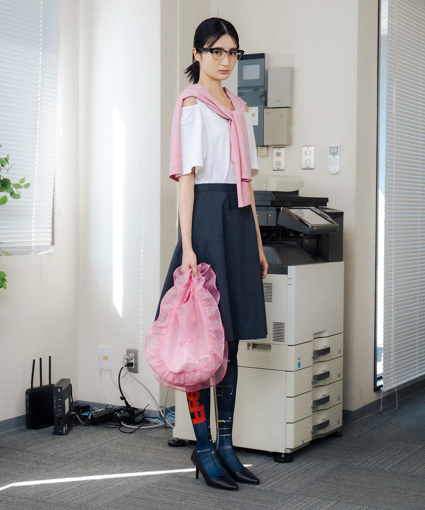 SHEER FRILL BAG(S)