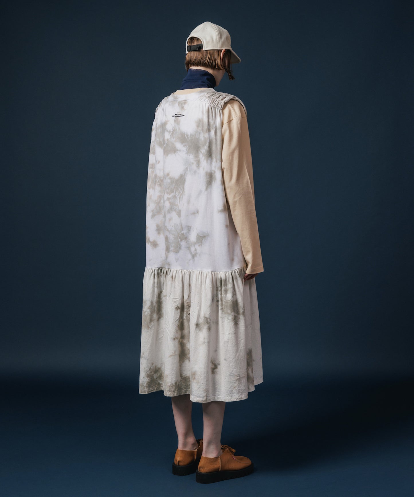 GATHER SHOULDER TIE-DYE ONE-PIECE 【納期8月下旬】