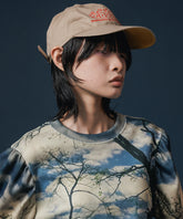ベージュ